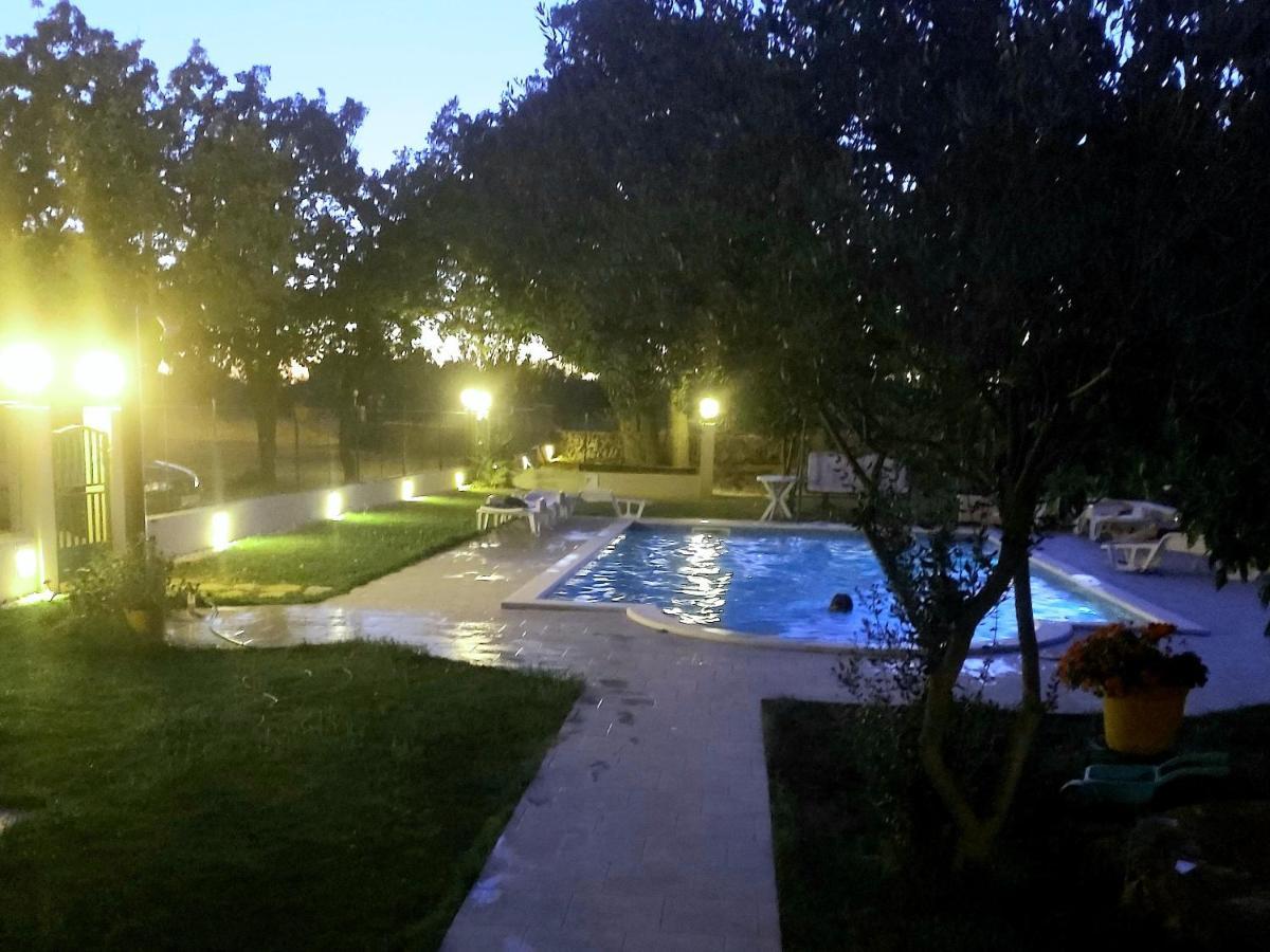 Kaja House Apartments Lozovac Exteriör bild