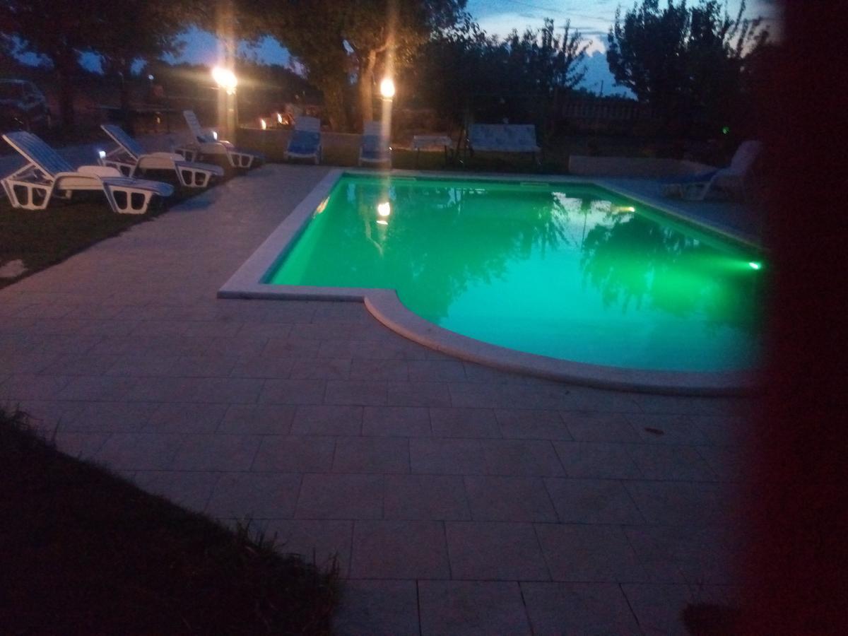Kaja House Apartments Lozovac Exteriör bild