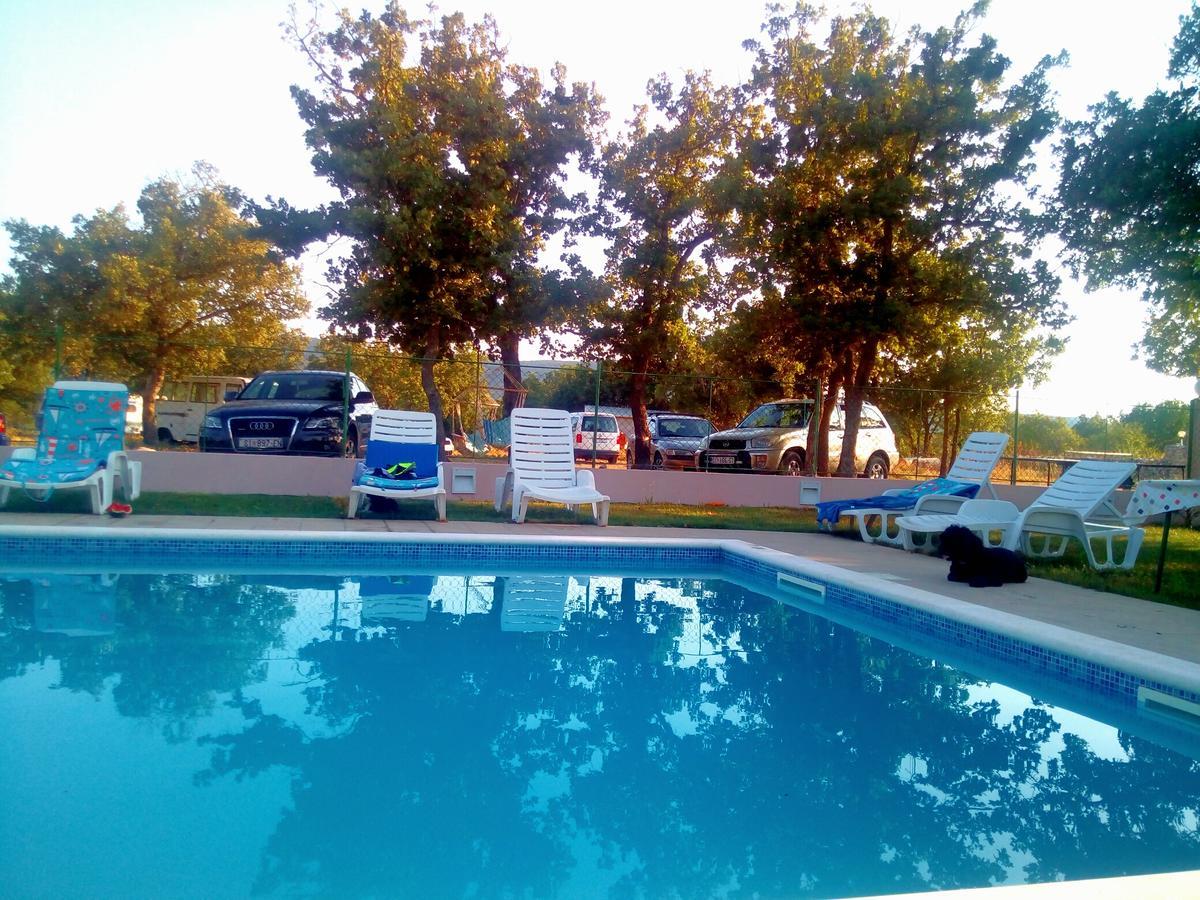 Kaja House Apartments Lozovac Exteriör bild